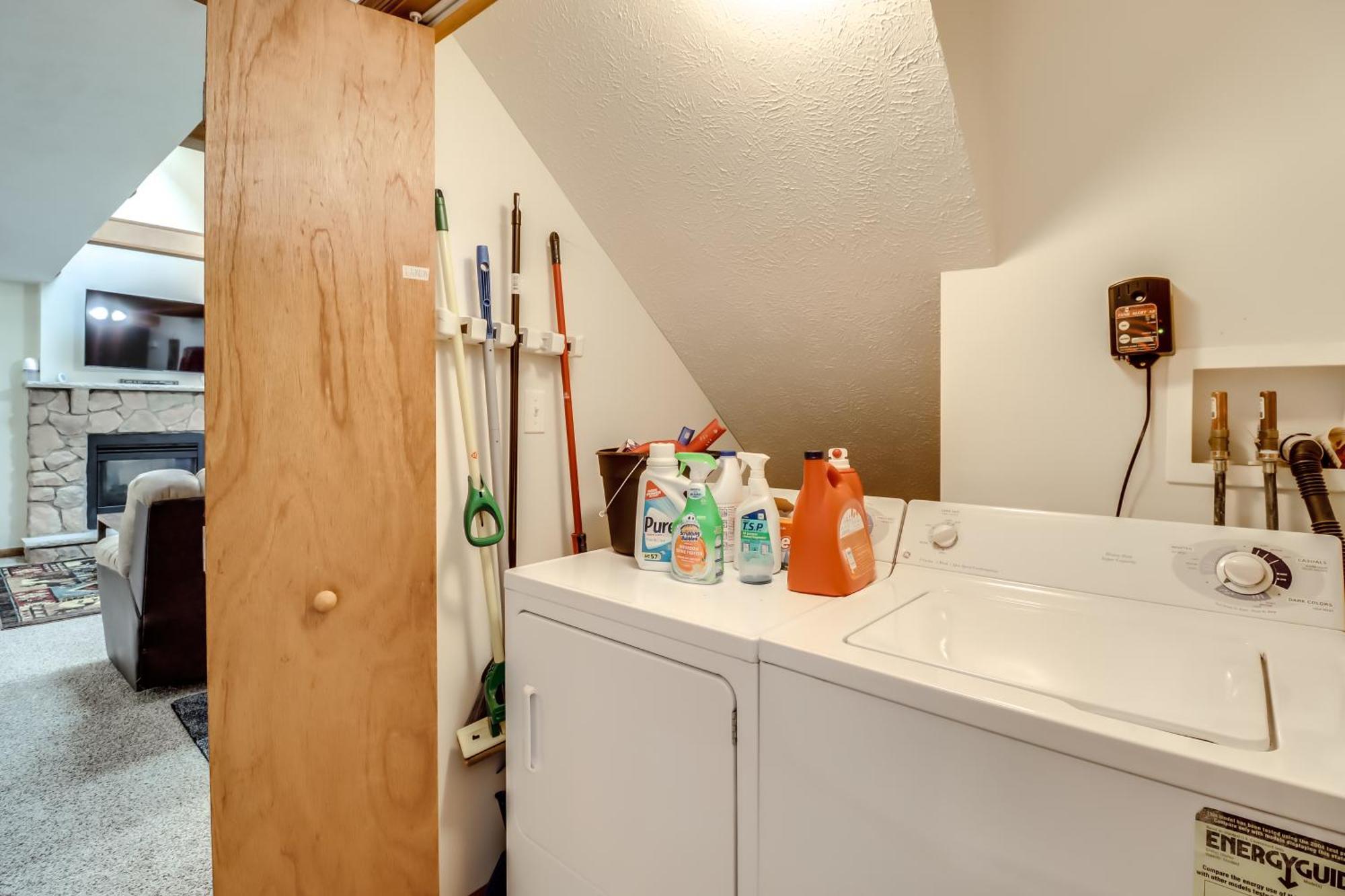 Pet-Friendly Pocono Lake Oasis With Hot Tub! Zewnętrze zdjęcie